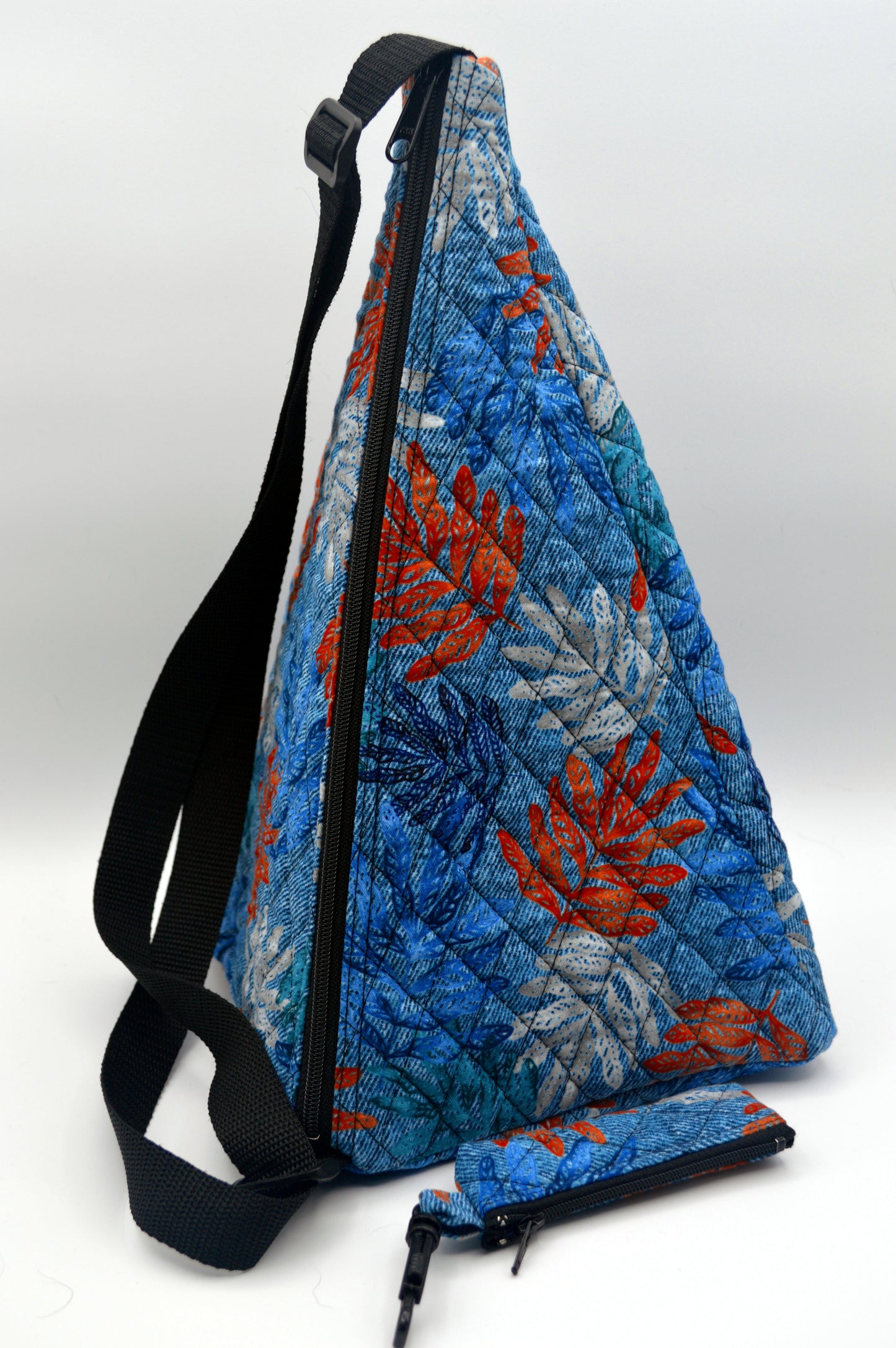 Sienna Large Pyramid Bag