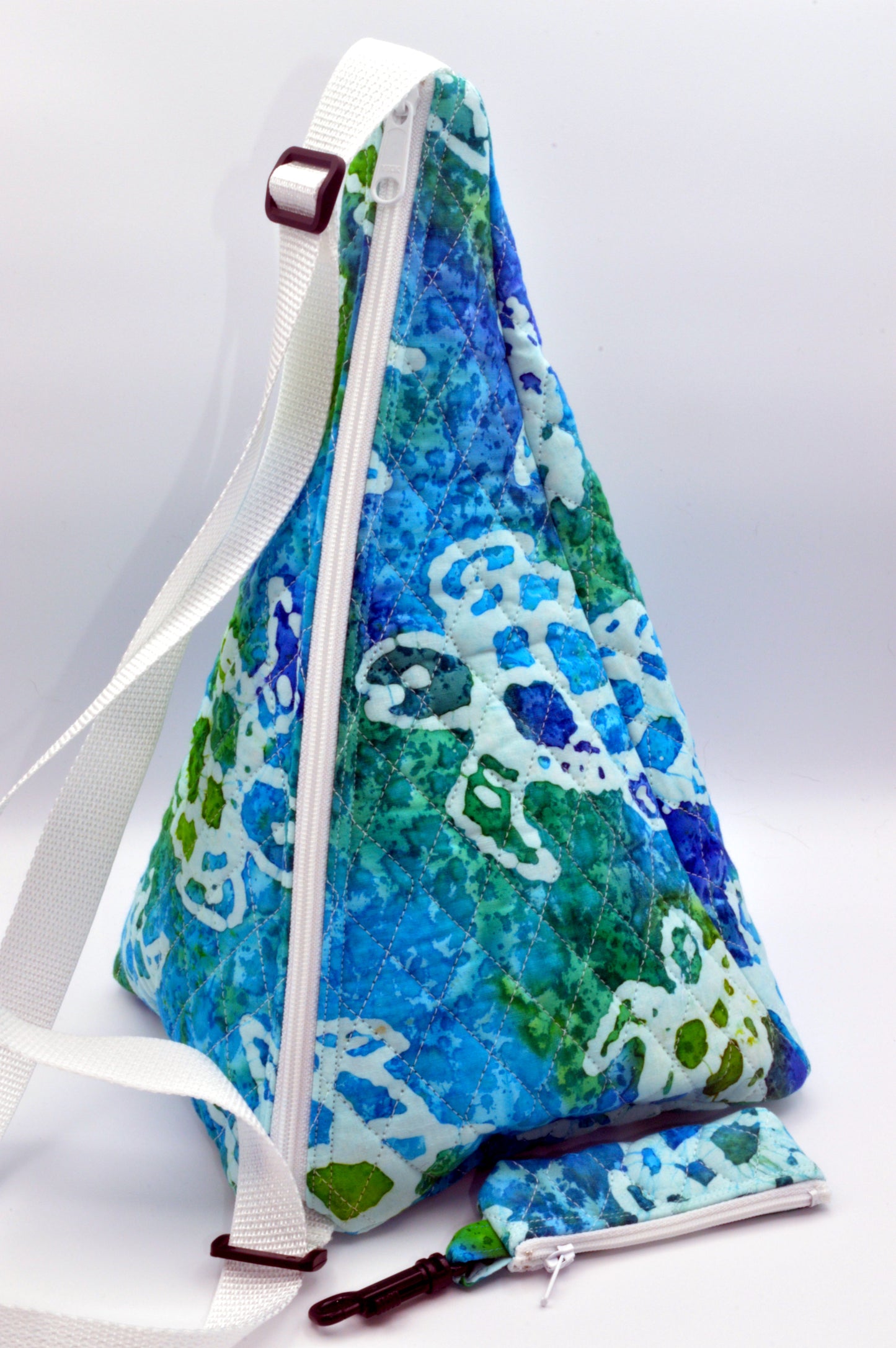 Turtles Large Pyramid Bag