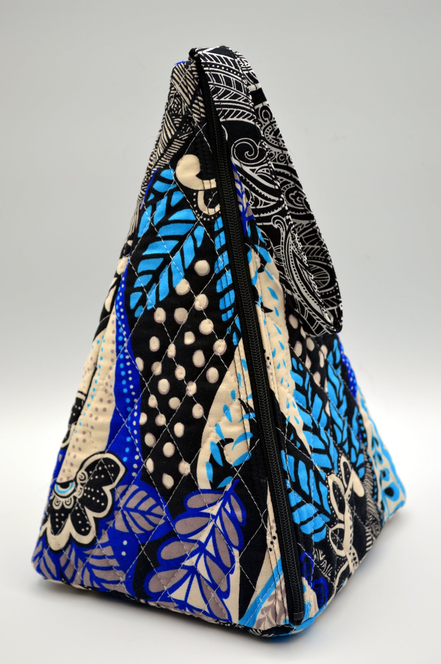 Blue Paisley Medium Pyramid Bag