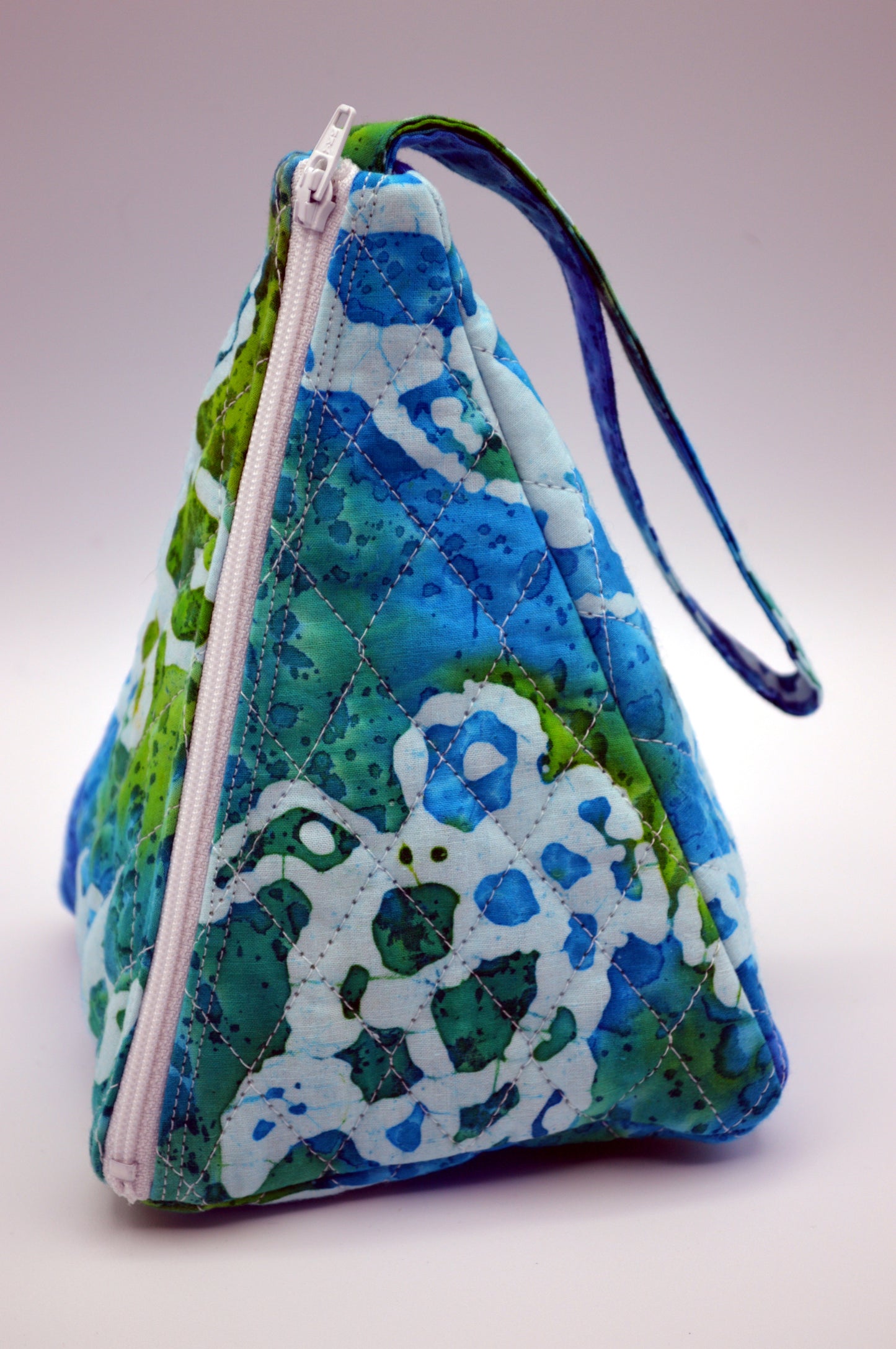 Turtles Small Pyramid Knitting Bag