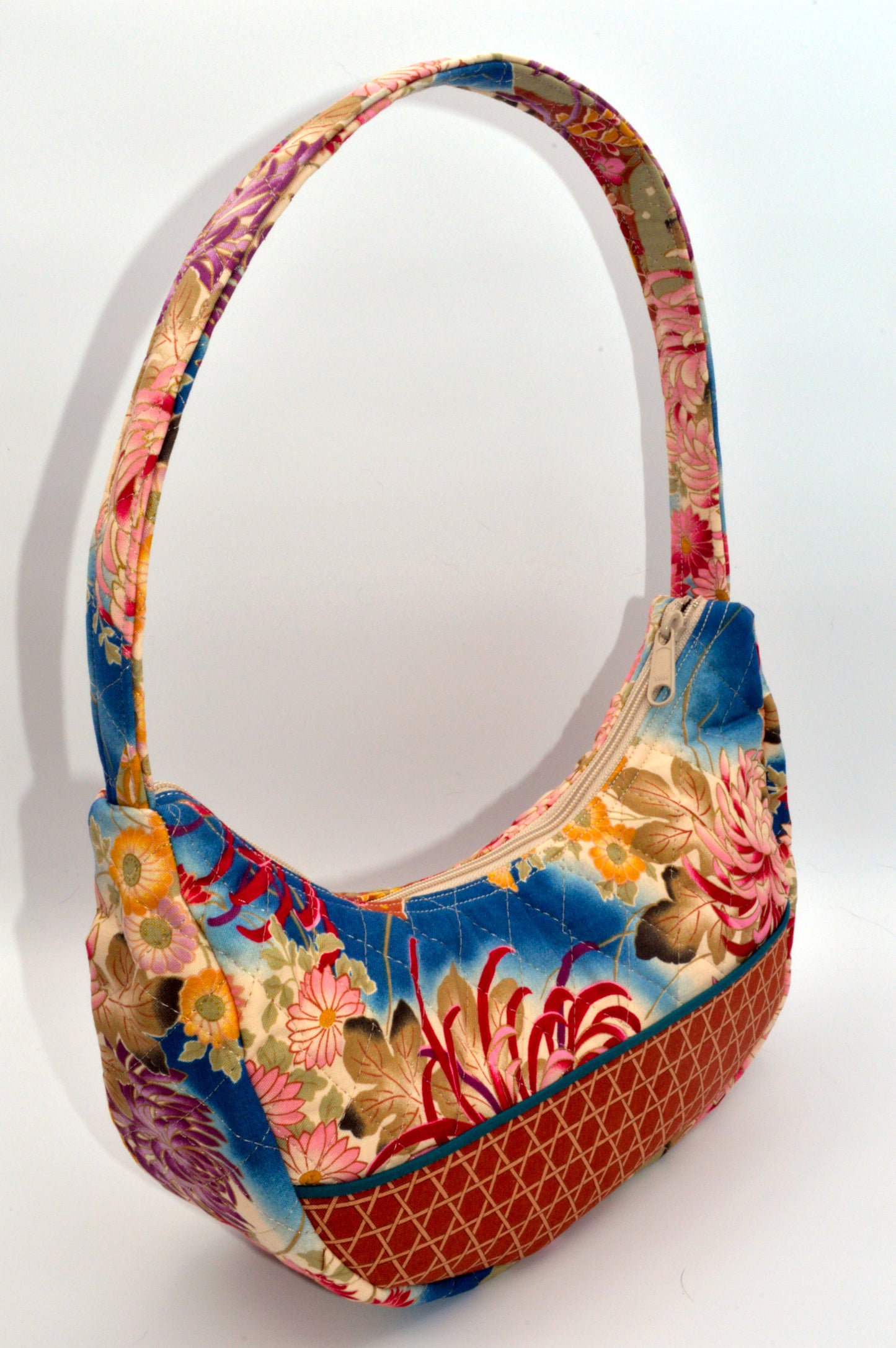 Kiku (Chrysanthemum) Small Shoulder Purse