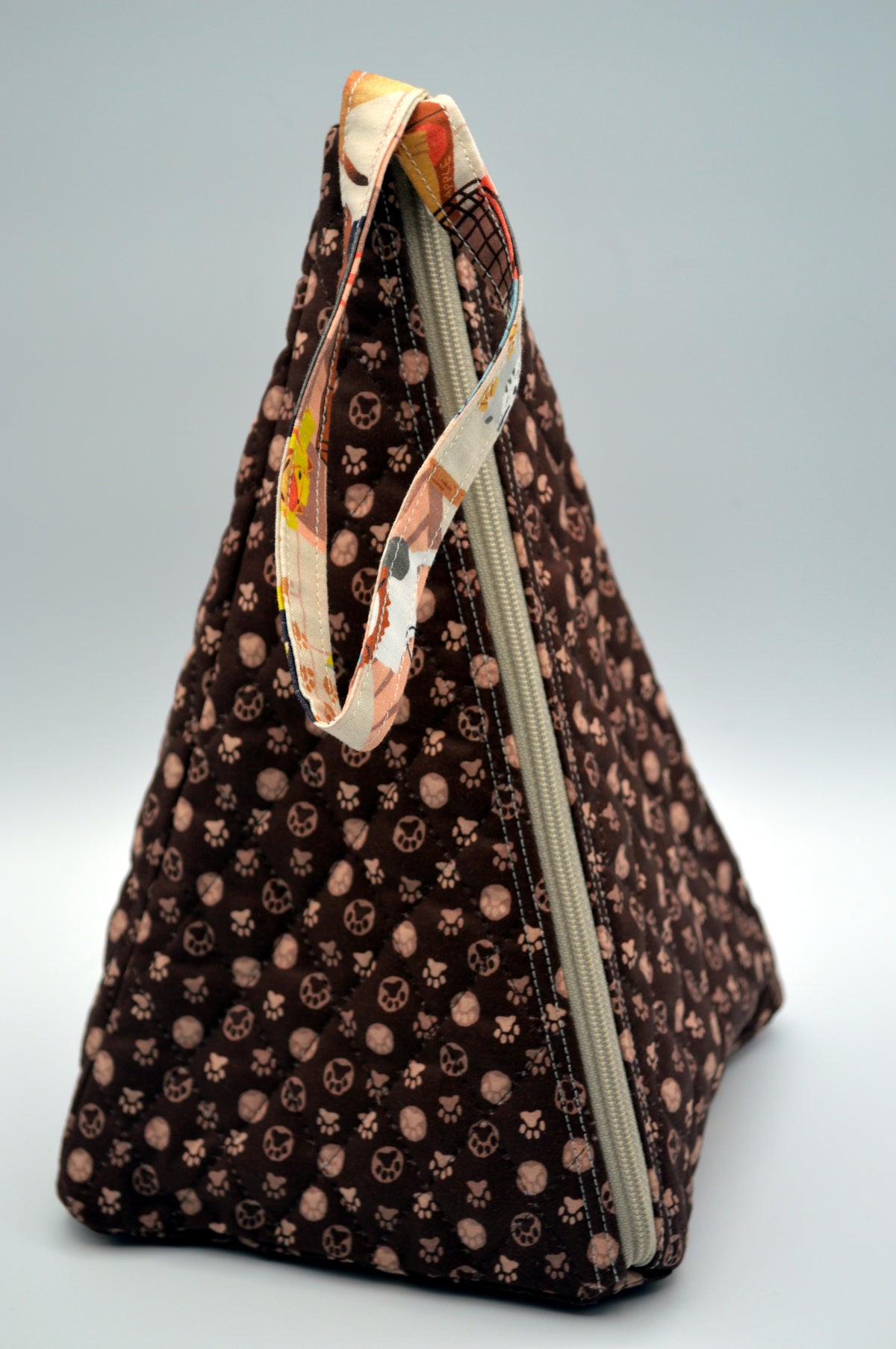 Pyramid Rope Bag Paws Medium Pyramid Bag – Stitch Ups