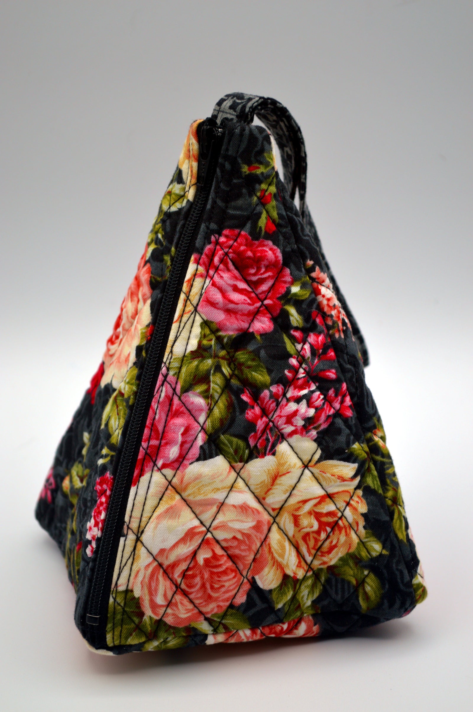 Pyramid Rope Bag Rose Small Pyramid Knitting Bag – Stitch Ups